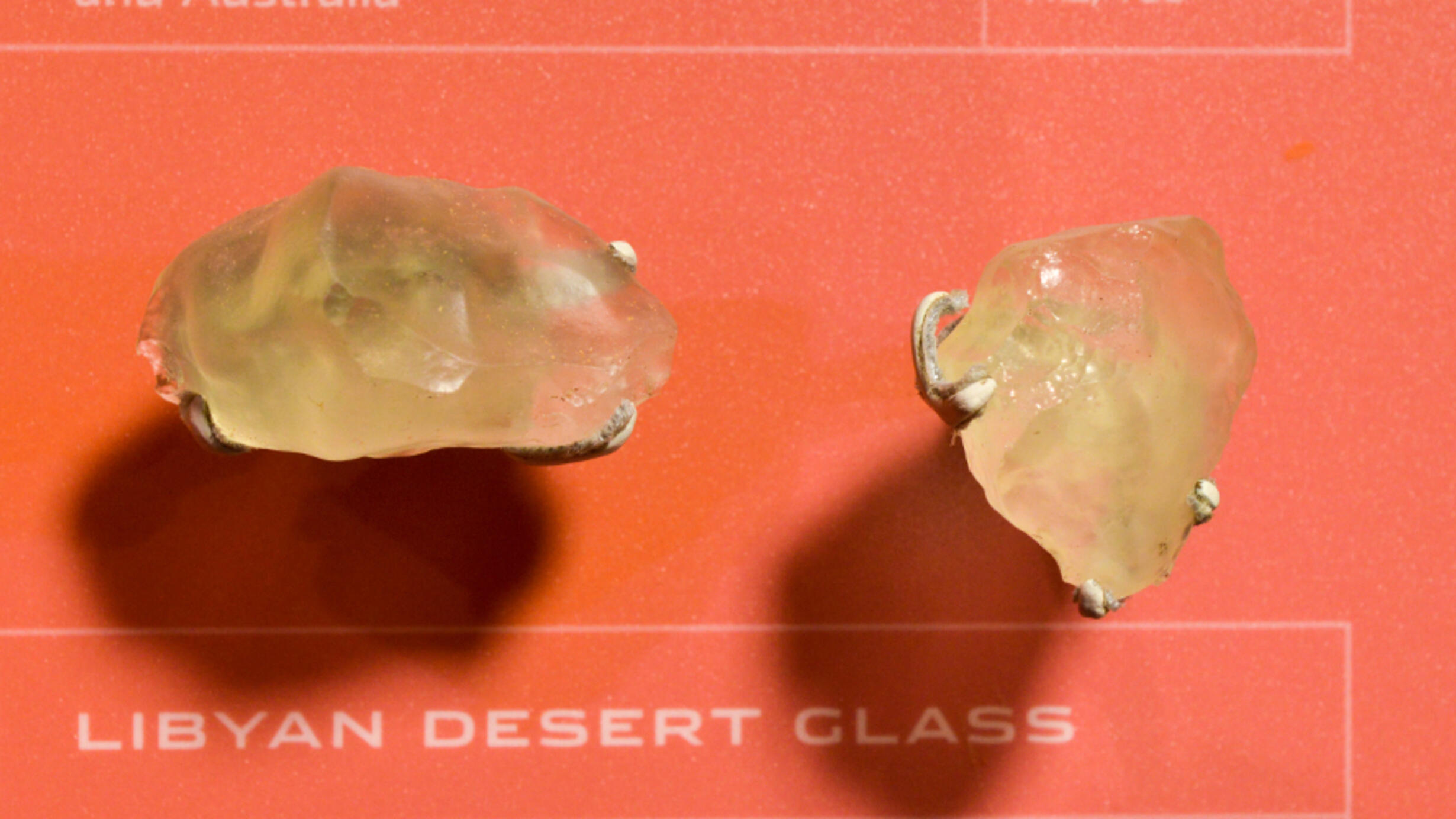 D.2.2.3. Lybian Desert Glass hero.jpg