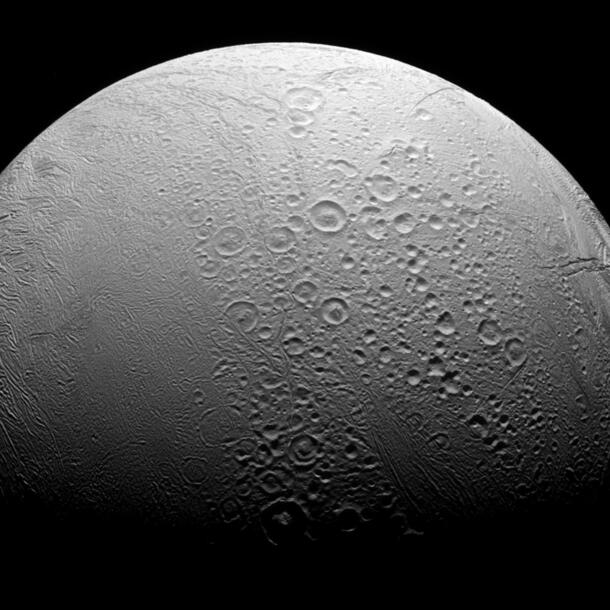 HOM-4-05-02-Enceladus-1600-1600