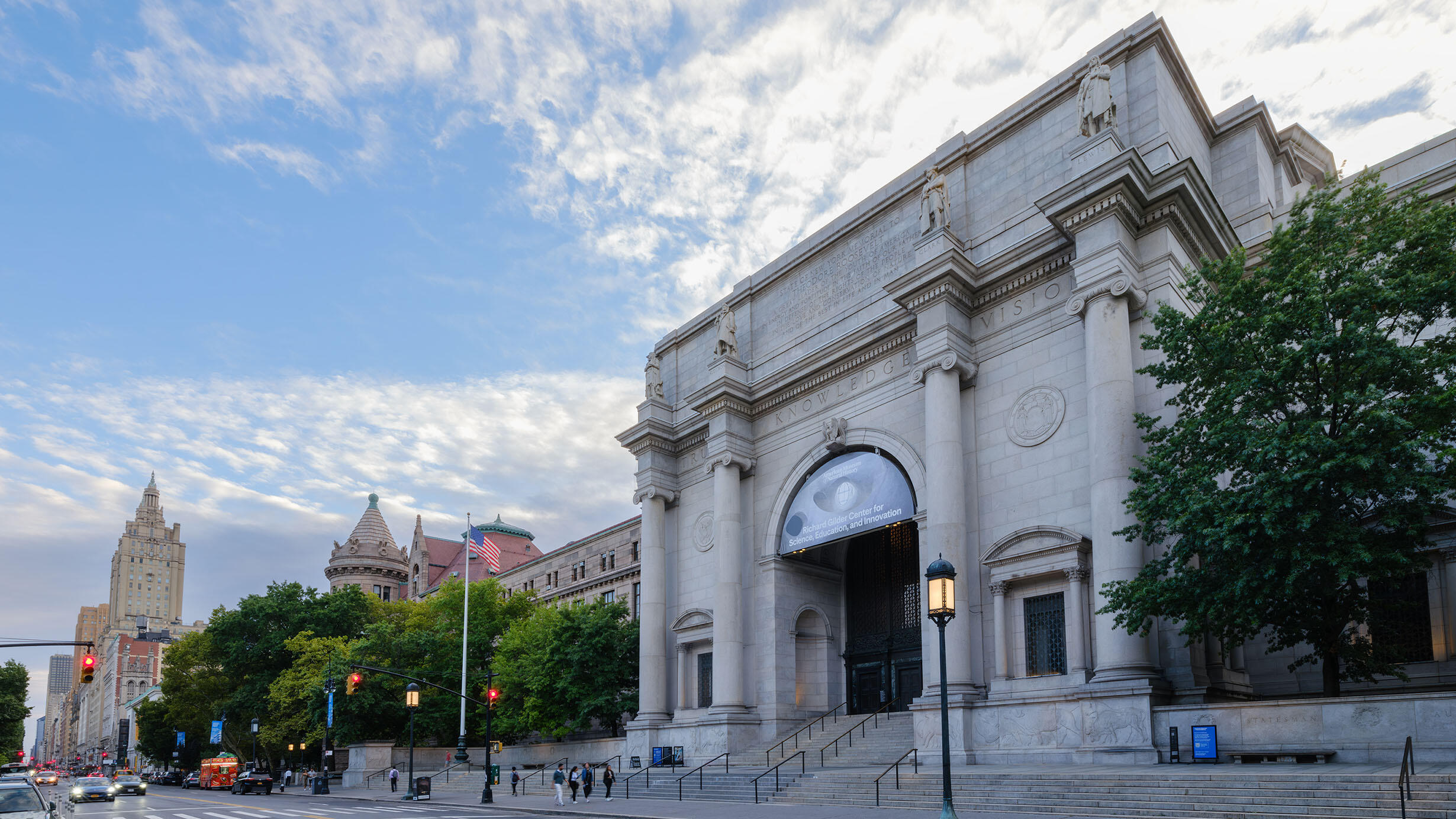 The Central Park West entrance of the American Museum of Natural History in the daytime.