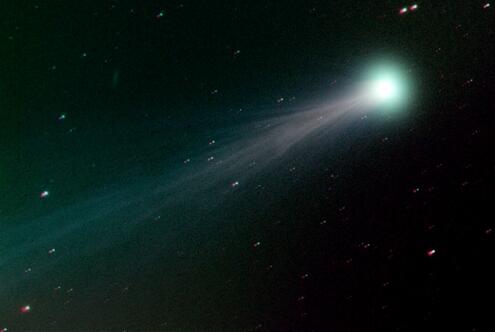 Comet ISON streaming across sky
