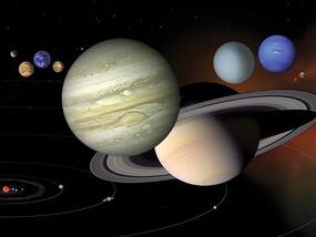 Foreground: the planets of the Solar System, scaled to size; Background: small versions distributed relative to their distance from the Sun