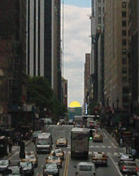 Manhattanhenge: Half Sun Mock-up