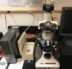 Nikon petrographic microscope with transmitted and reflected light