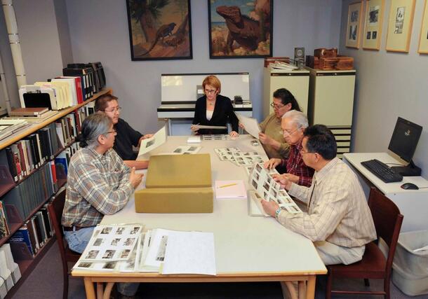 Zuni Delegation visits AMNH