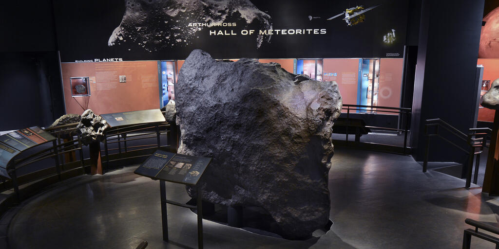 Hall Of Meteorites American Museum Of Natural History