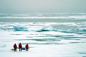 Antarctic exploration image