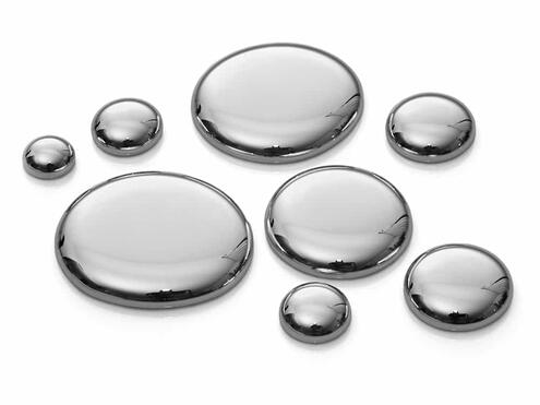 silver mercury droplets