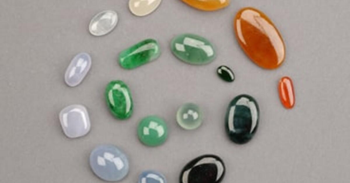 Different colors top of jade