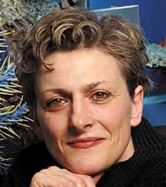 head shot of Melanie Stiassny