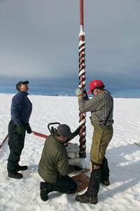 ice-cores_01_extraction_200