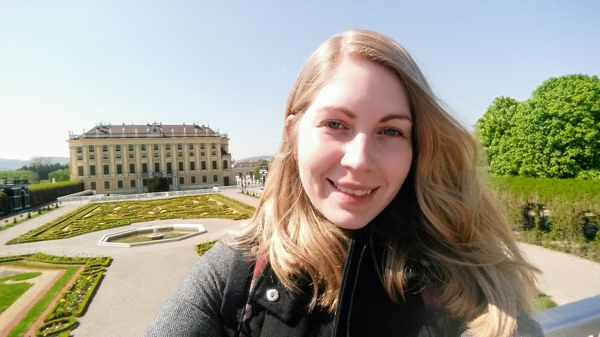 photo of Lisa Hlinka