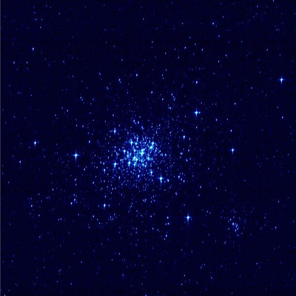 Gaia calibration image of the star cluster NGC 1818