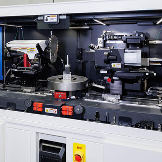 View inside the Zeiss Xradia 630.