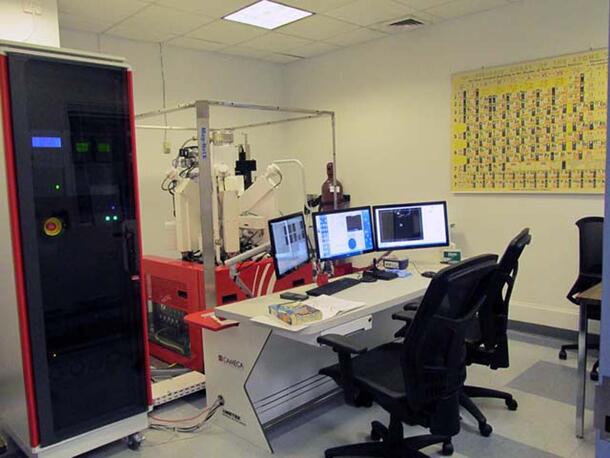 Cameca SX5 Tactis Electron Microprobe